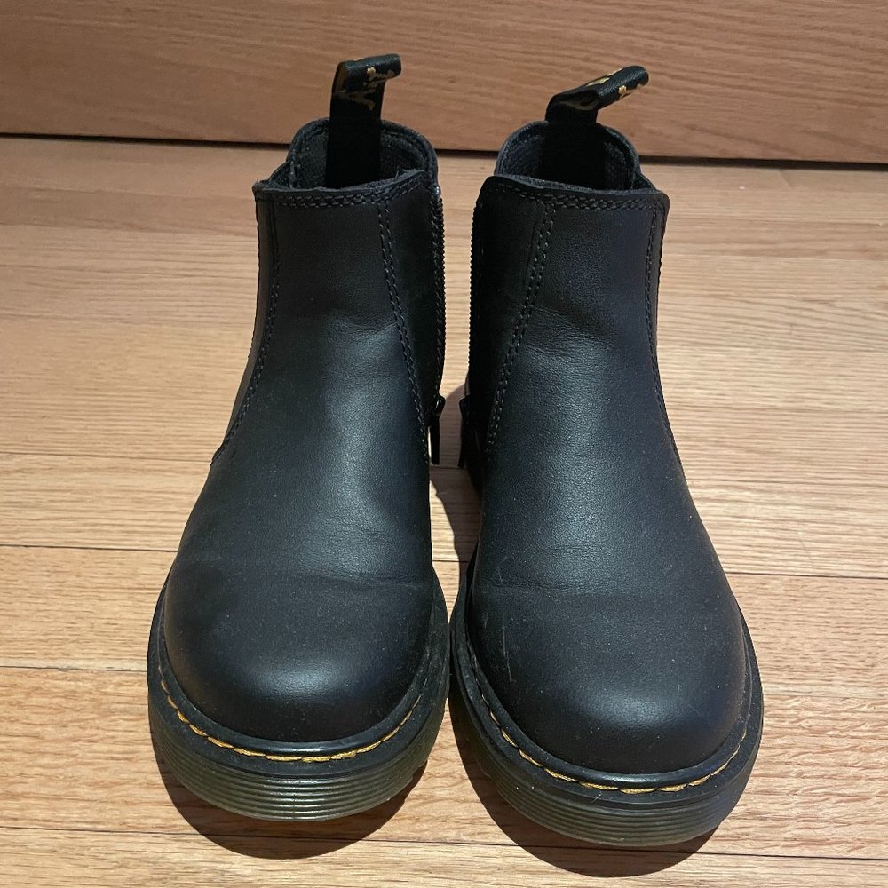 Dr. Martens Junior 2976 Softy T Leather Chelsea Boots (Kids US Size 3)